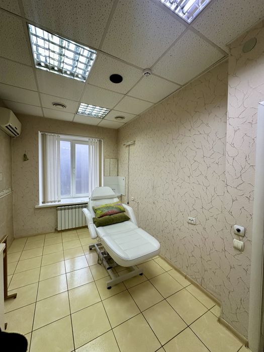 Оренда кабінетів і місце для перукарів