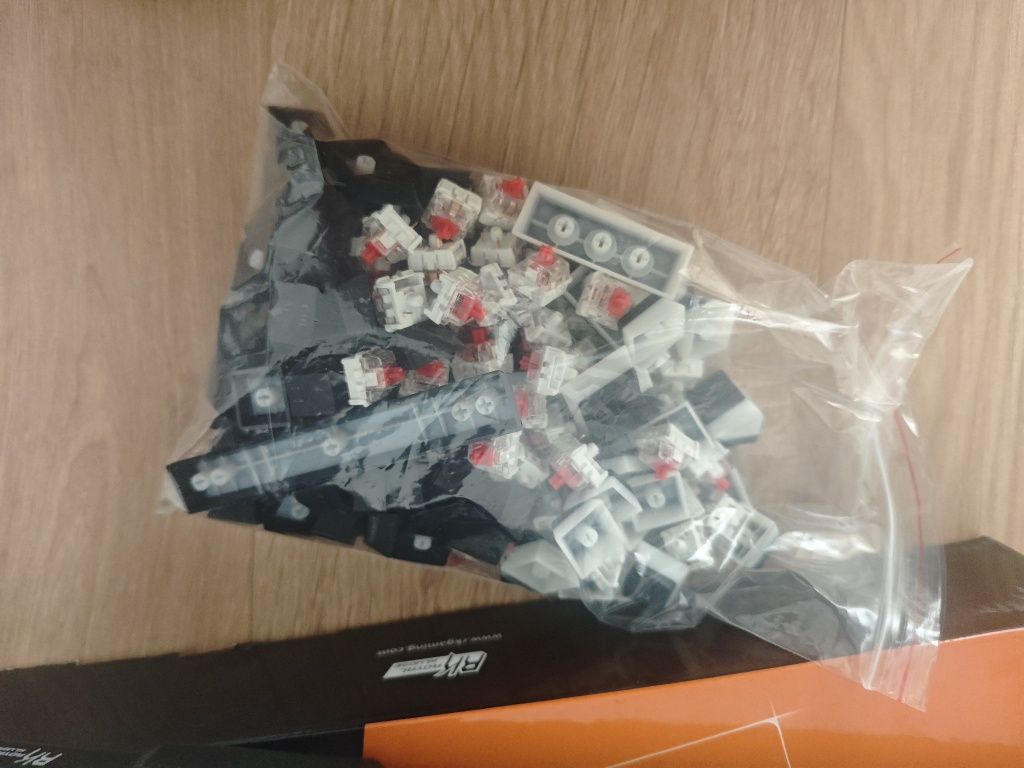 Klawiatura mechaniczna Royal Kludge RK96