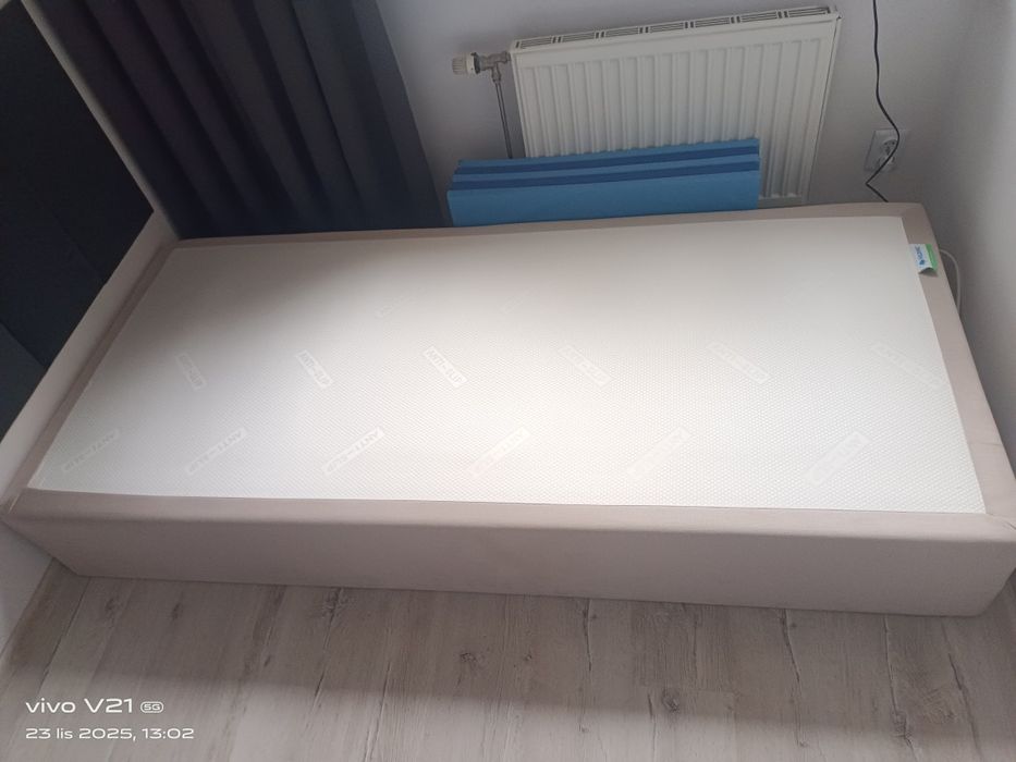 Łóżko nowe  200x90 firmy Hilding