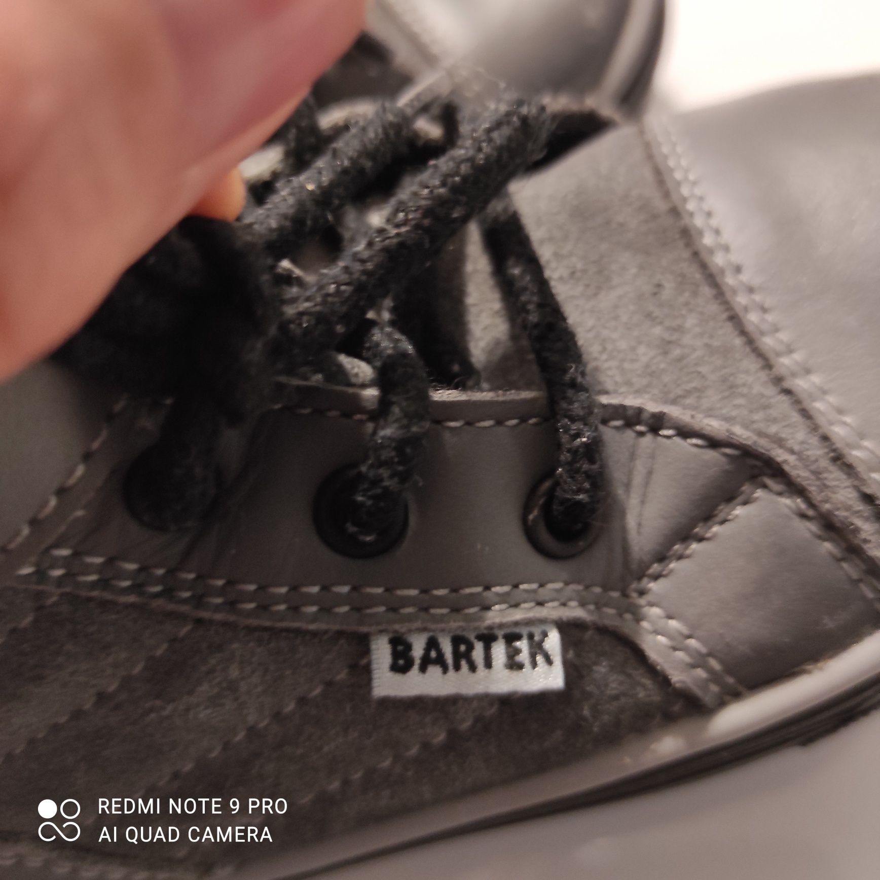 Buty      Bartek