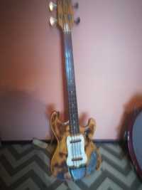 Gitara basowa Lotos