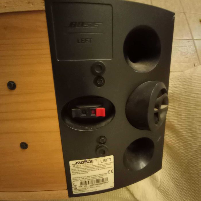Colunas Bose 301 Serie V