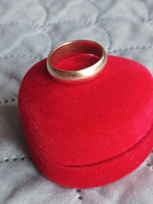Złota obrączka 14K