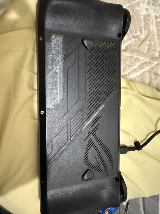 Продам Asus Rog Ally X