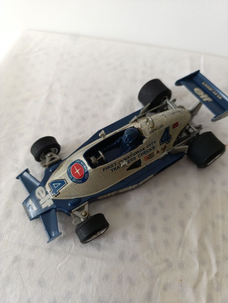 Coleção de carros de F1 antigos