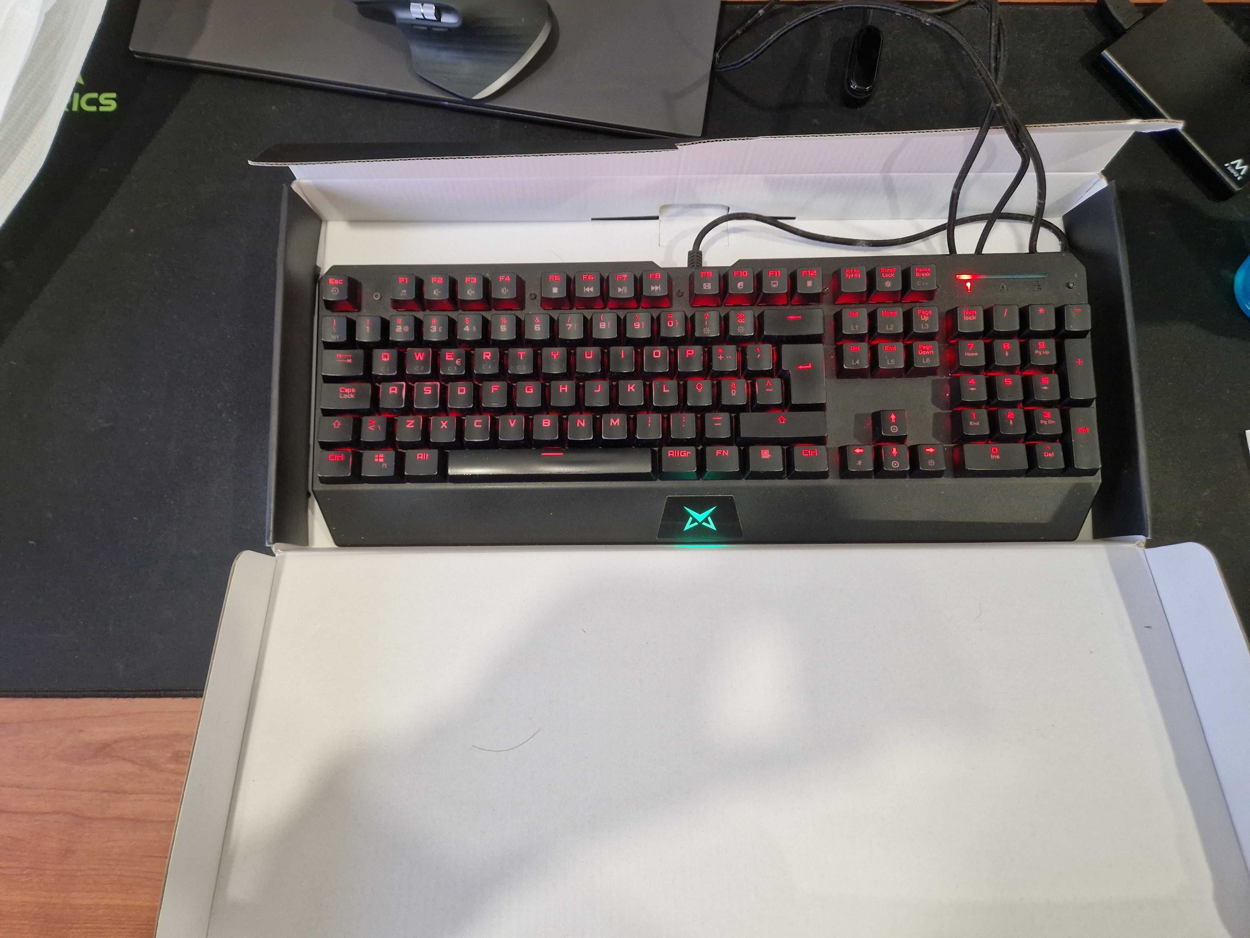 Teclado Mecânico Matrics Blade Mech PT