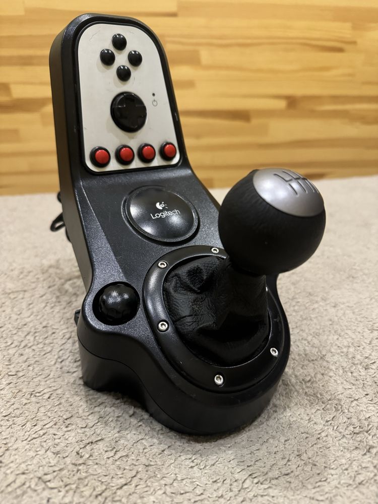 Хороший стан. Ігрове кермо Logitech g29 + shifter