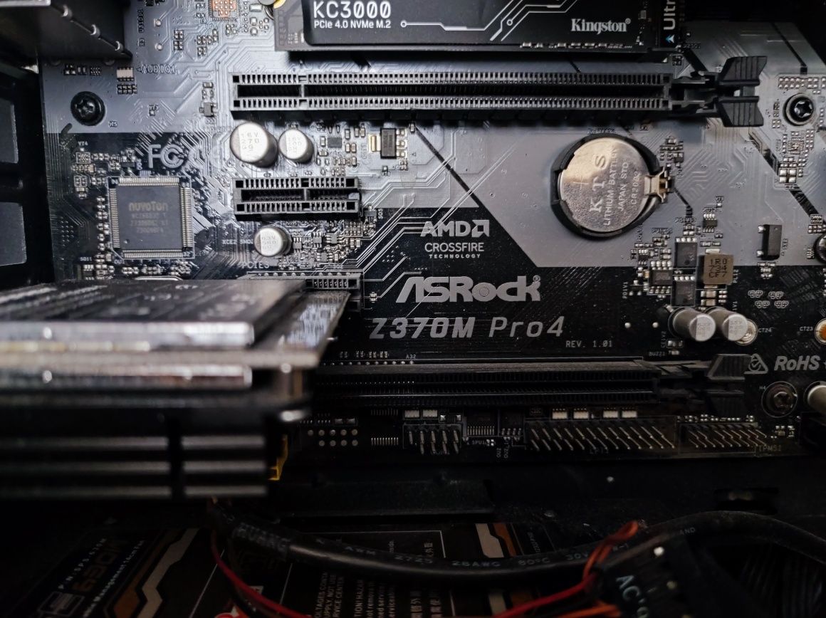 Komputer i5-8600k, 32GB ram, NVMe KC3000, 512GB, Wifi 5G