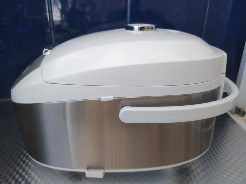 Мультиварка Philips HD 3136 стан нової, коробка, документи.