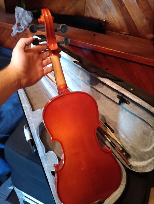 Violino Bernard c/ arco