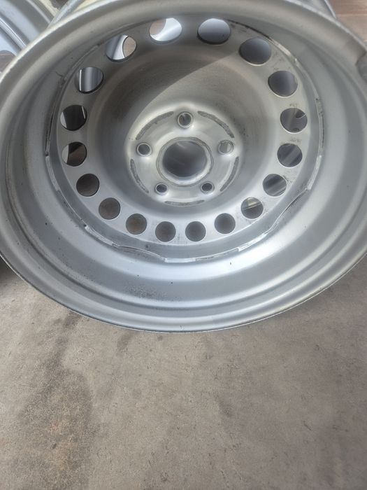 Felgi stalowe 15 Vw Caddy lll