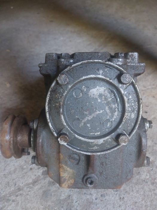 Продам редуктор ...14 63А