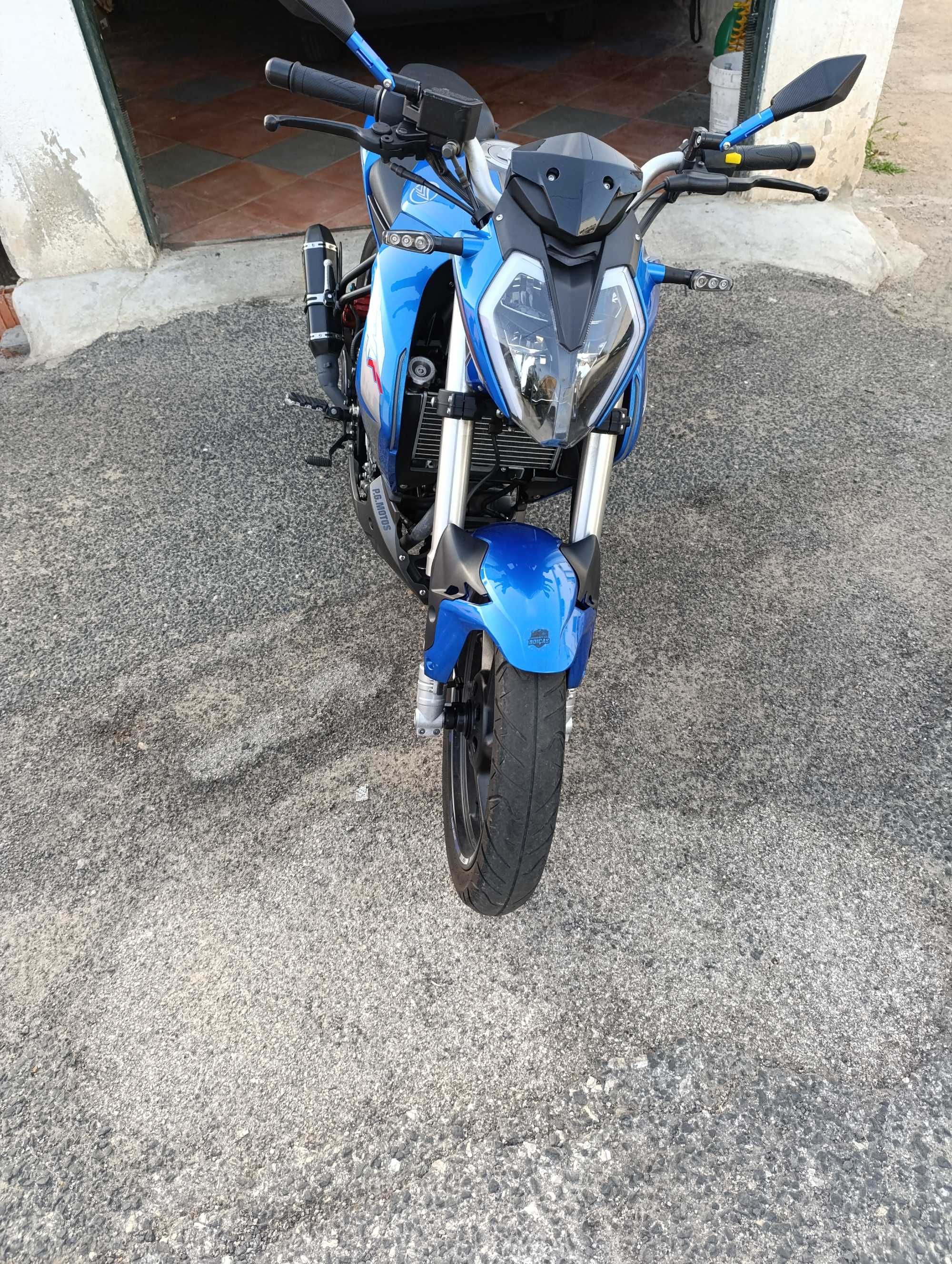 Keeway rkf 125 como nova