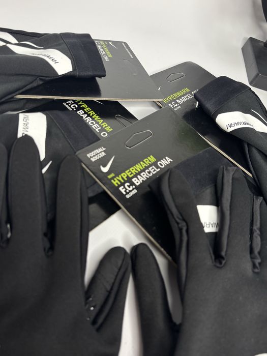 Рукавиці Nike Hyperwarn