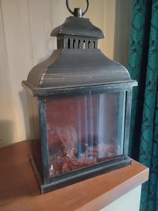 Sztuczny kominek, latarnia, lampa led