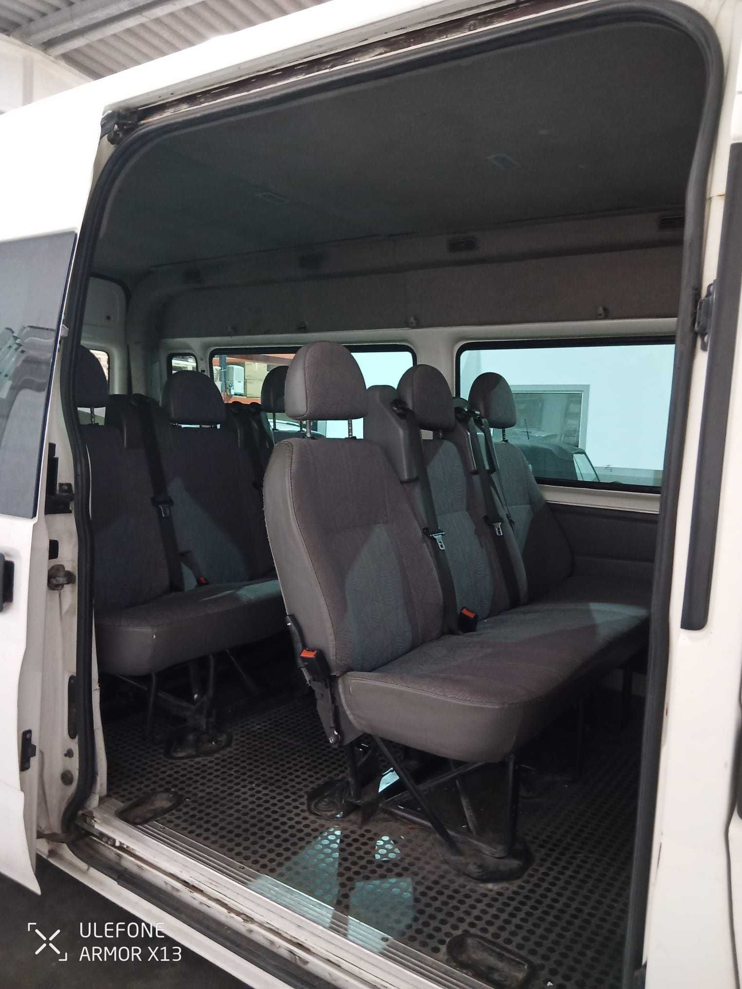 Ford Transit 2.0 TDCI 130 cv 9 Lugares longa Impecável
