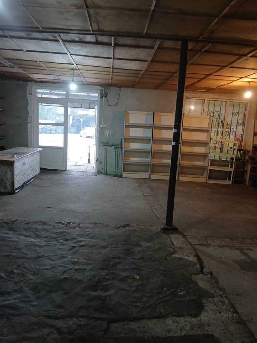 Оренда складу. Оренда торгового або складського приміщення. Буштино.