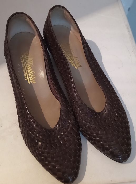 Sandálias e sapatos