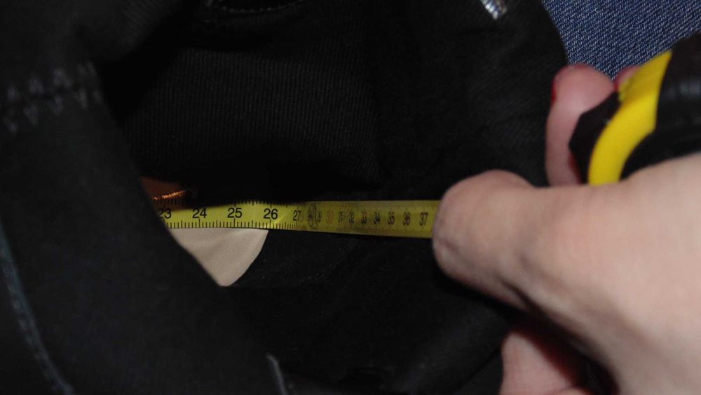 Продам шикарные ботинки Clarks 41 размера НОВЫЕ Оригинал