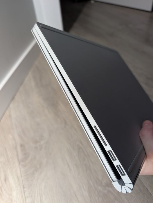 Microsoft Surface Book i5-6300u Nvidia GPU (дефект ссд)