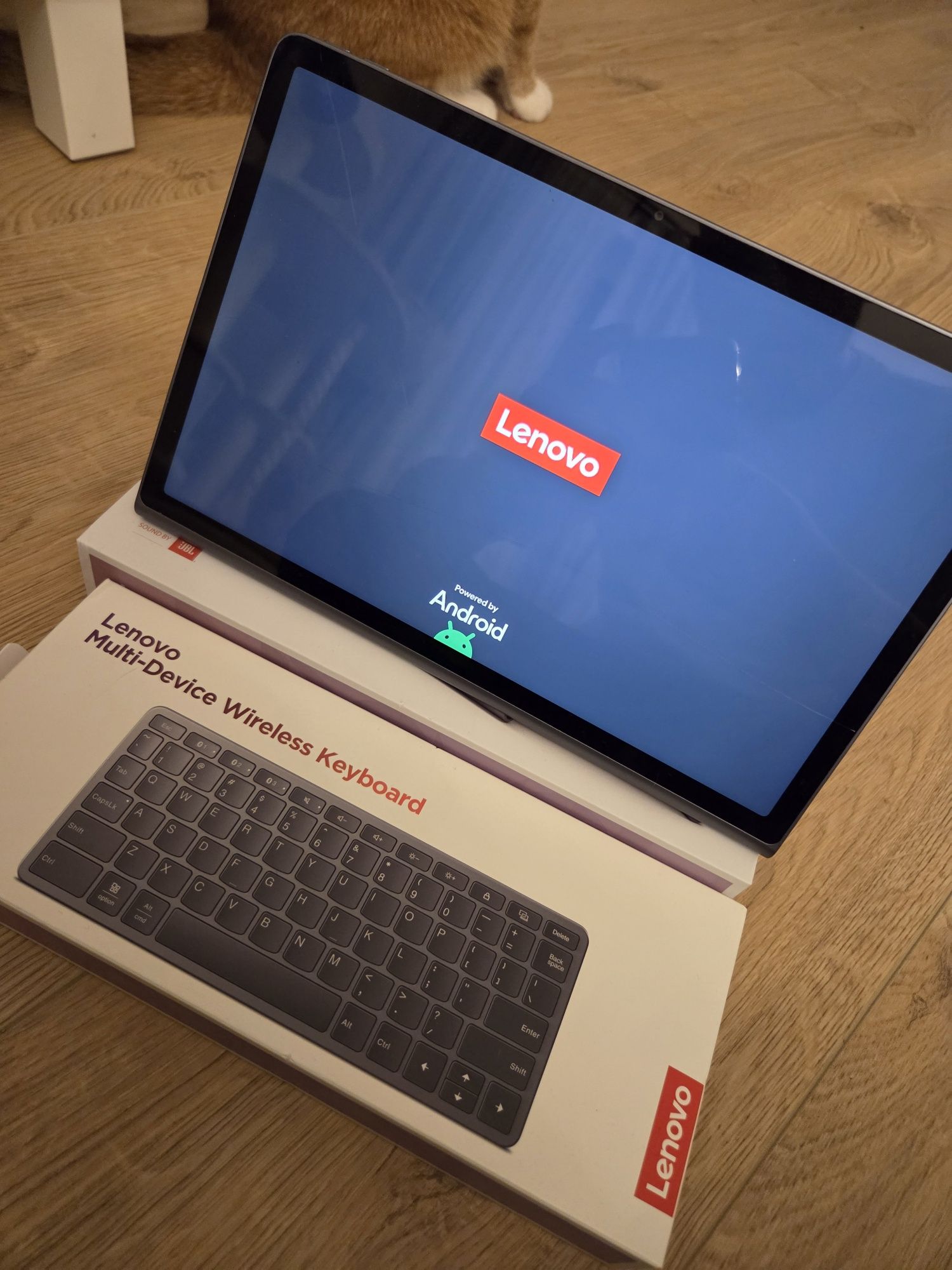 Lenovo tab plus + klawiatura i rysik