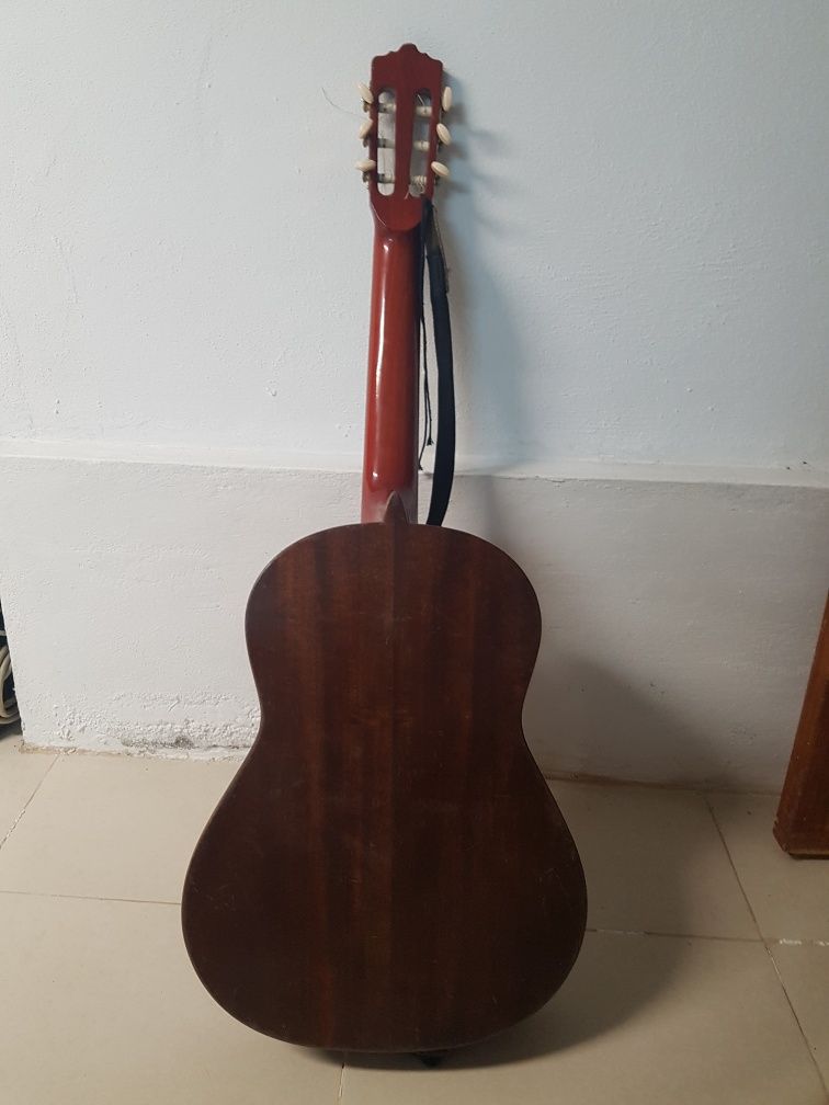 Vendo guitarra acústica