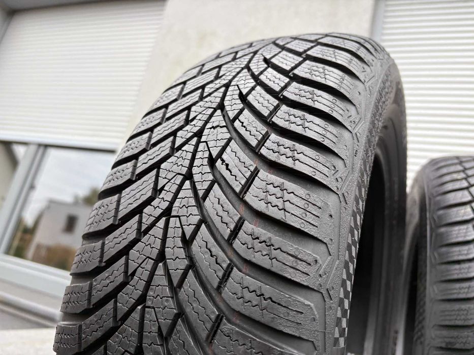 2szt zimowe 195/65R15 Continental 8,5mm 2023r świetny stan! Z949 gwar
