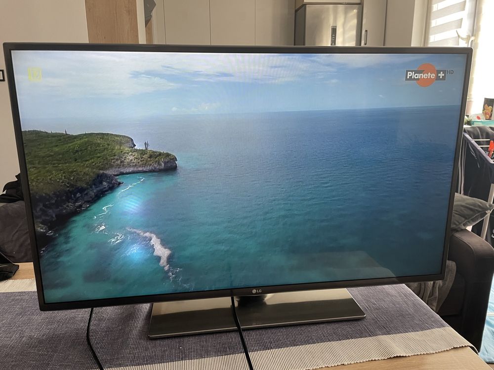 Telewizor LG 42LF652V z systemem WebOS