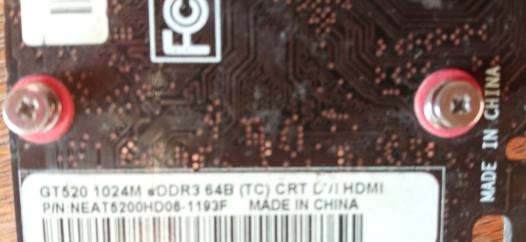 GeForce GT520 1GDDR3 uszkodzona.