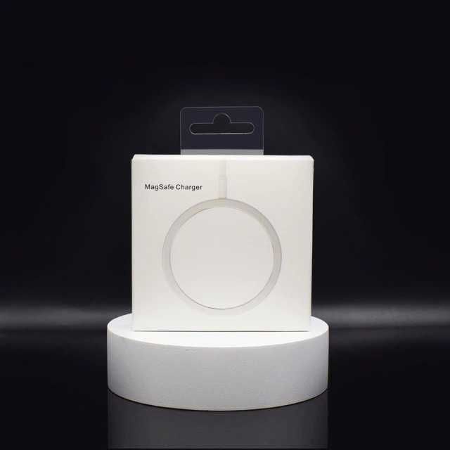 Беспроводное зарядное устройство Apple MagSafe Charger 15W