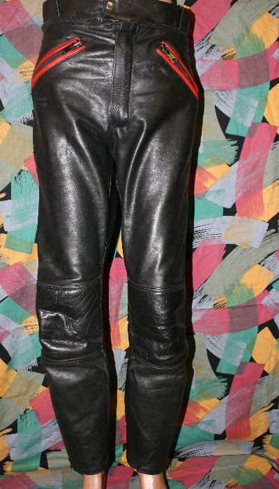 Кожаные штаны,мотоштаны Leder 44 р,защита в комплекте.
