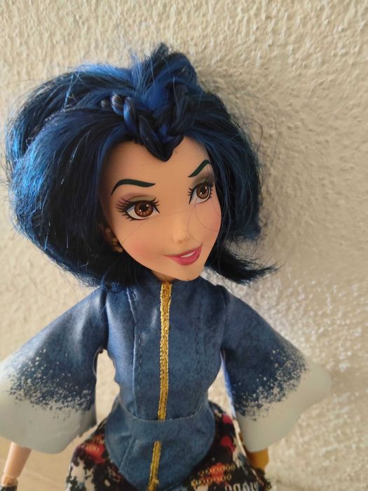 Boneca Evie - Disney