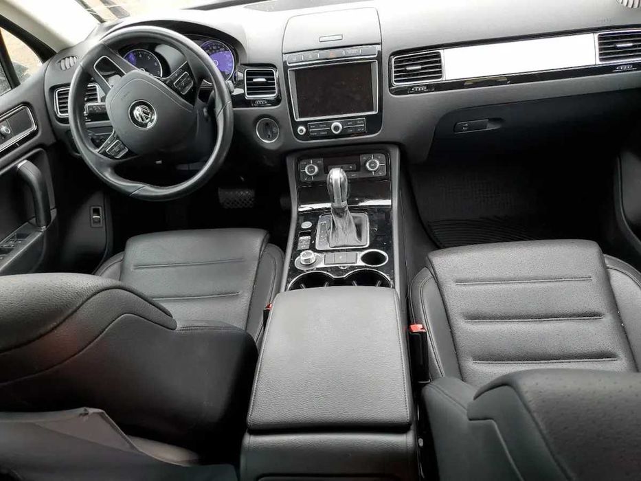 Бампер та інше Volkswagen Touareg III розборка