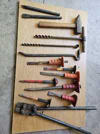 Różnego rodzaju narzędzia ręczne