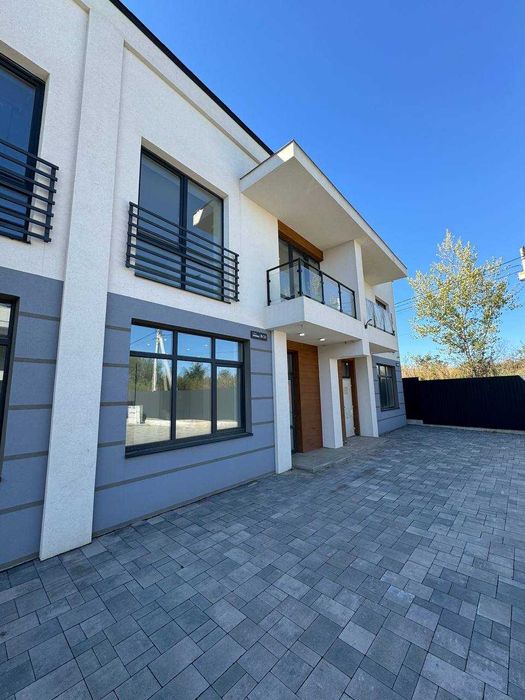 Продам Будинок/Таунхаус з ремонтом, меблями та технікою у Вовчинцях!!!