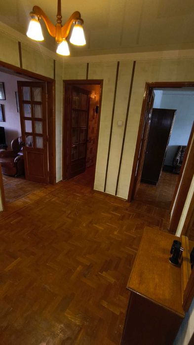 Продам 3 кім.квартиру у  Центрі  68000$