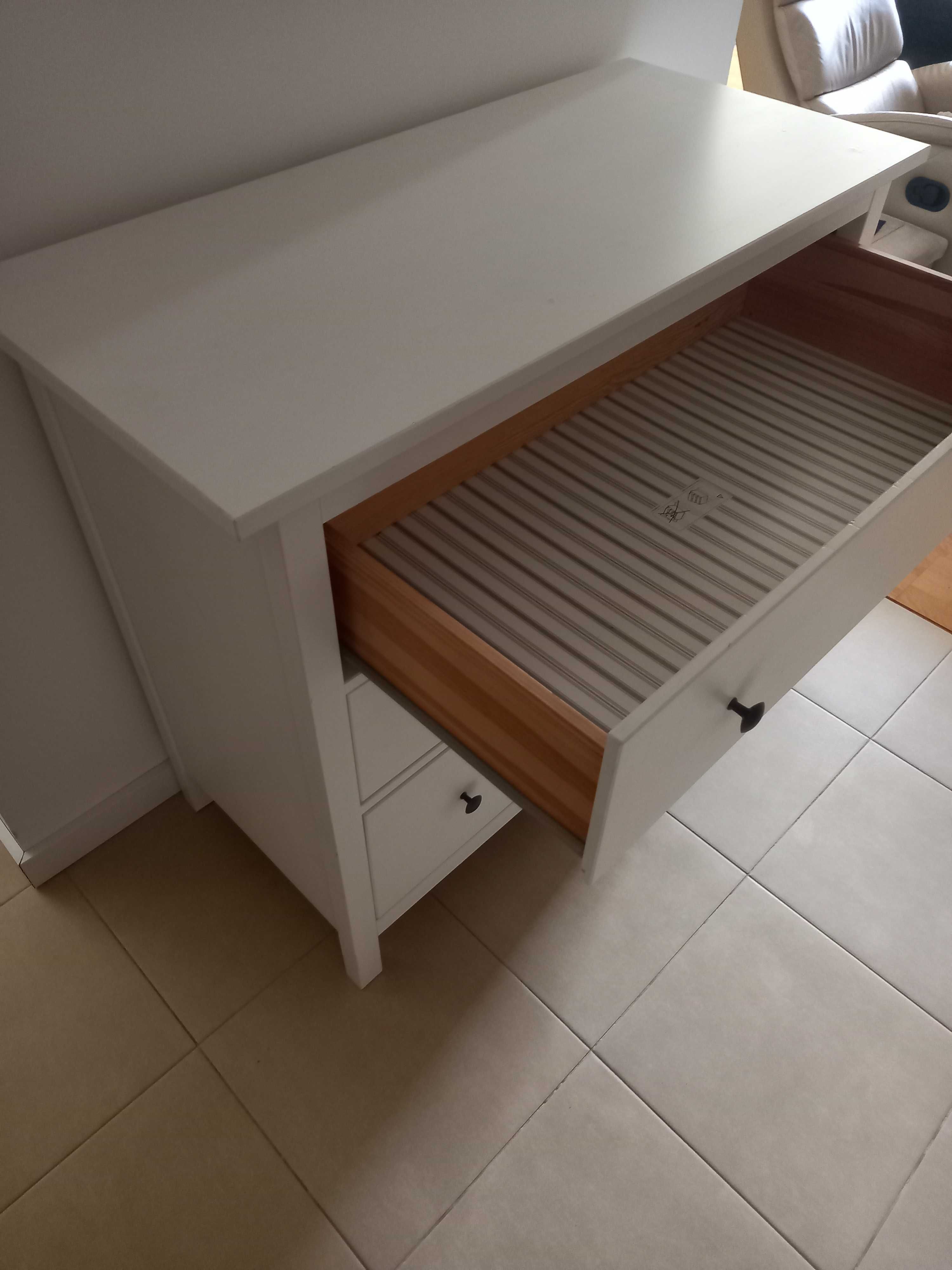 Szafka komoda biała Ikea Hemnes