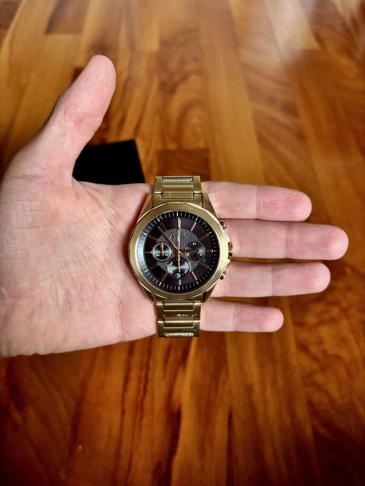 Zegarek Armani Exchange – złoty, elegancki, stan bardzo dobry