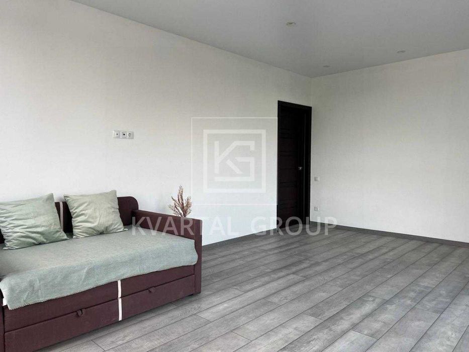 Без КОМІСІЇ!!! 2 кімнатна квартира з  ремонтом і меблями. КАРЬЄР