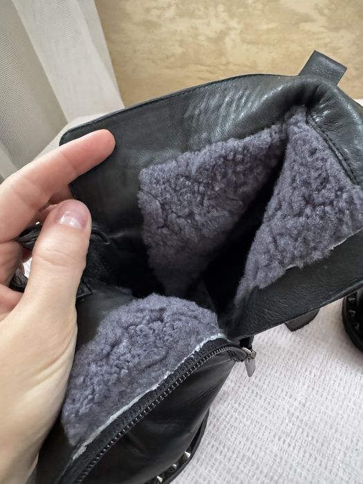 Зимові черевики на підборах