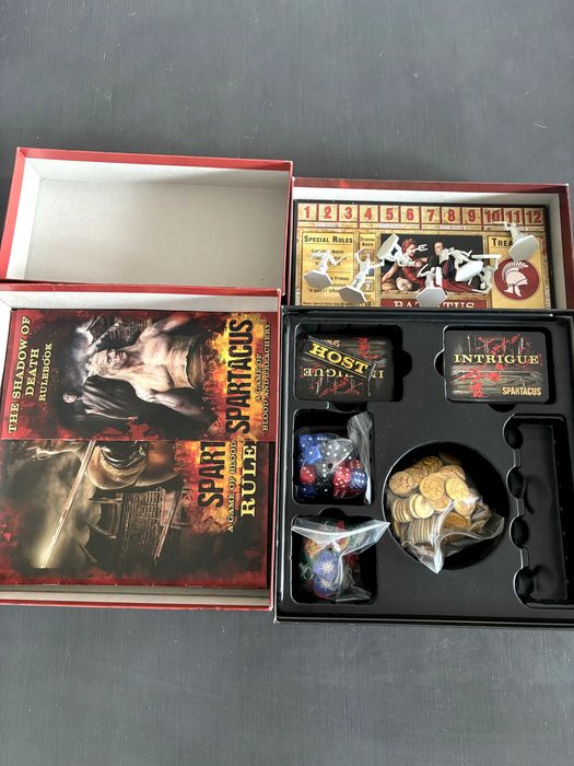 Spartacus: Blood & Treachery (ENG) + dodatek The Shadow of Death (ENG)
