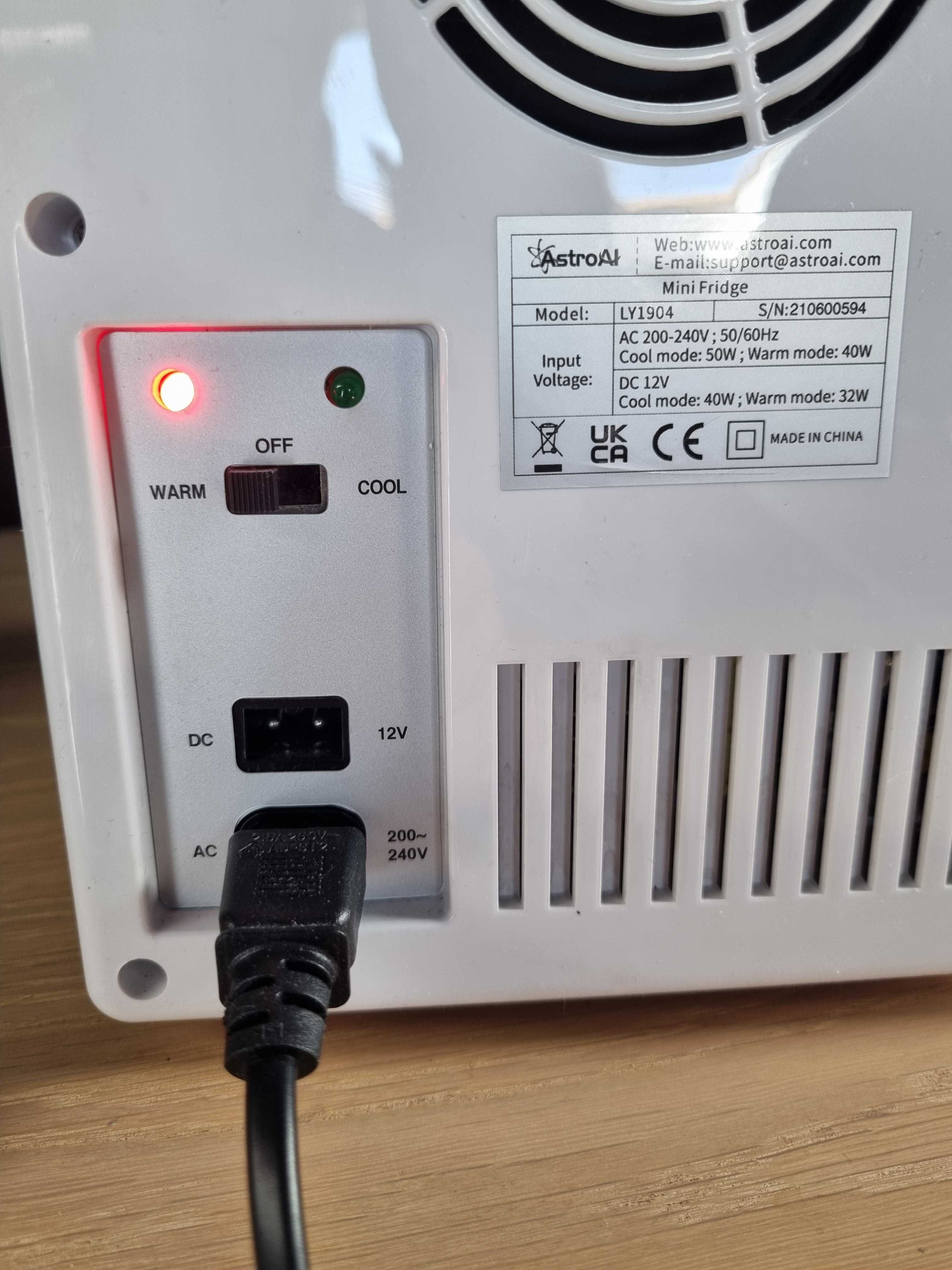 Mini lodówka 4l AC240/DC12V AstroAI LY1904 ciepło zimno