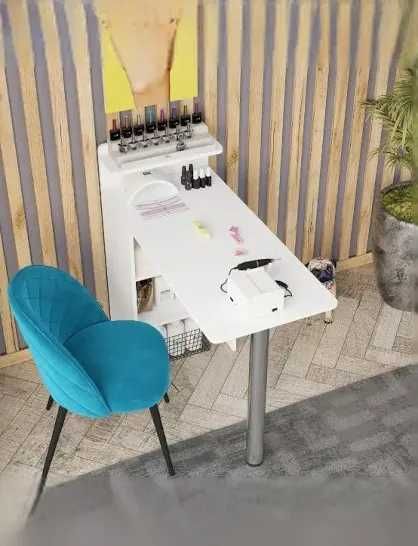 Робоче місце майстра манікюру та педикюру