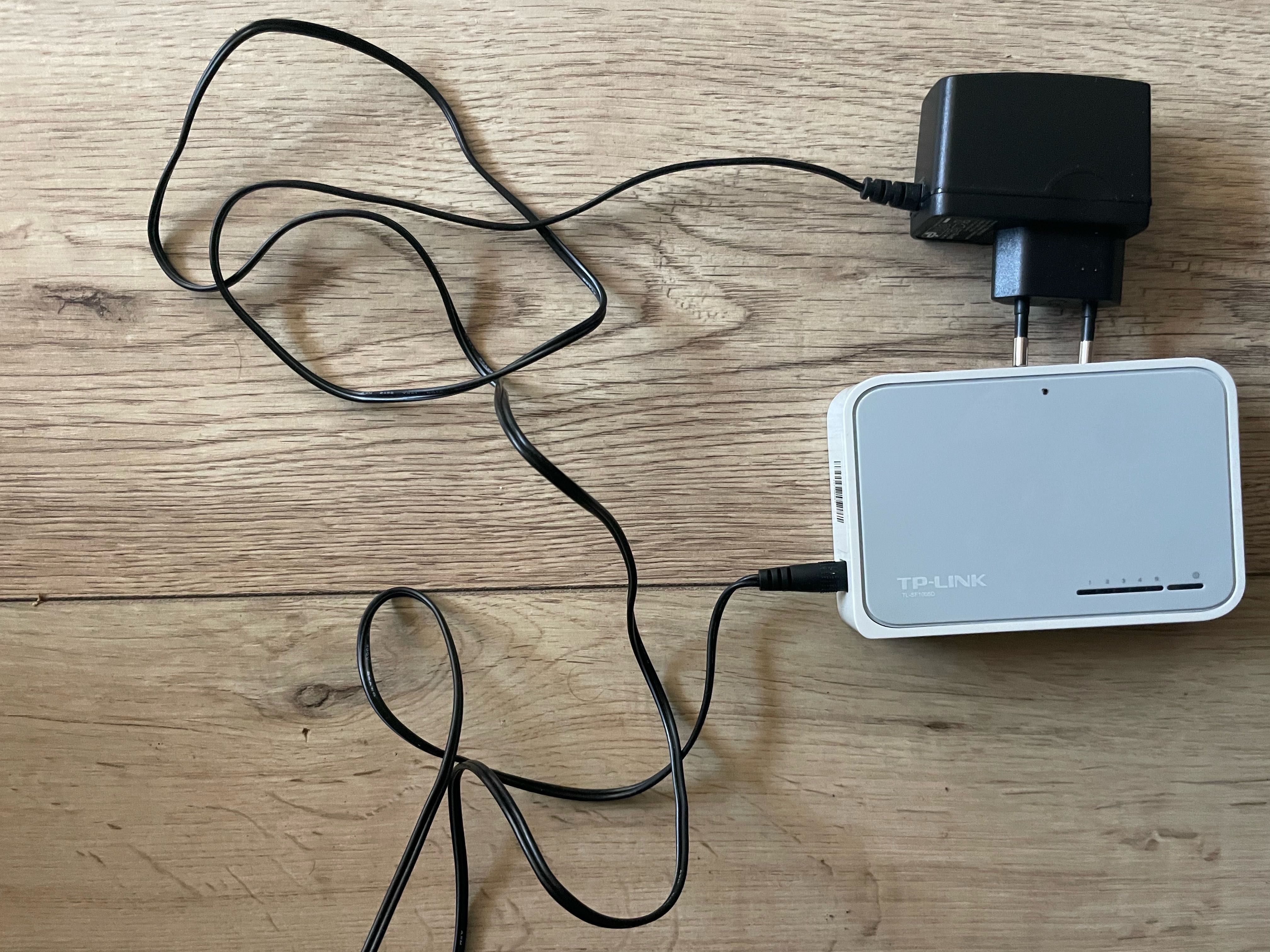 TP-Link TL-SF1005D