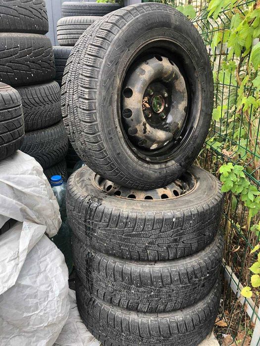 Продам зимняя резина 175\70R14 Nokian