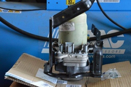 Elektryczna pompa wspomagania Ford Focus mk2 i C-max