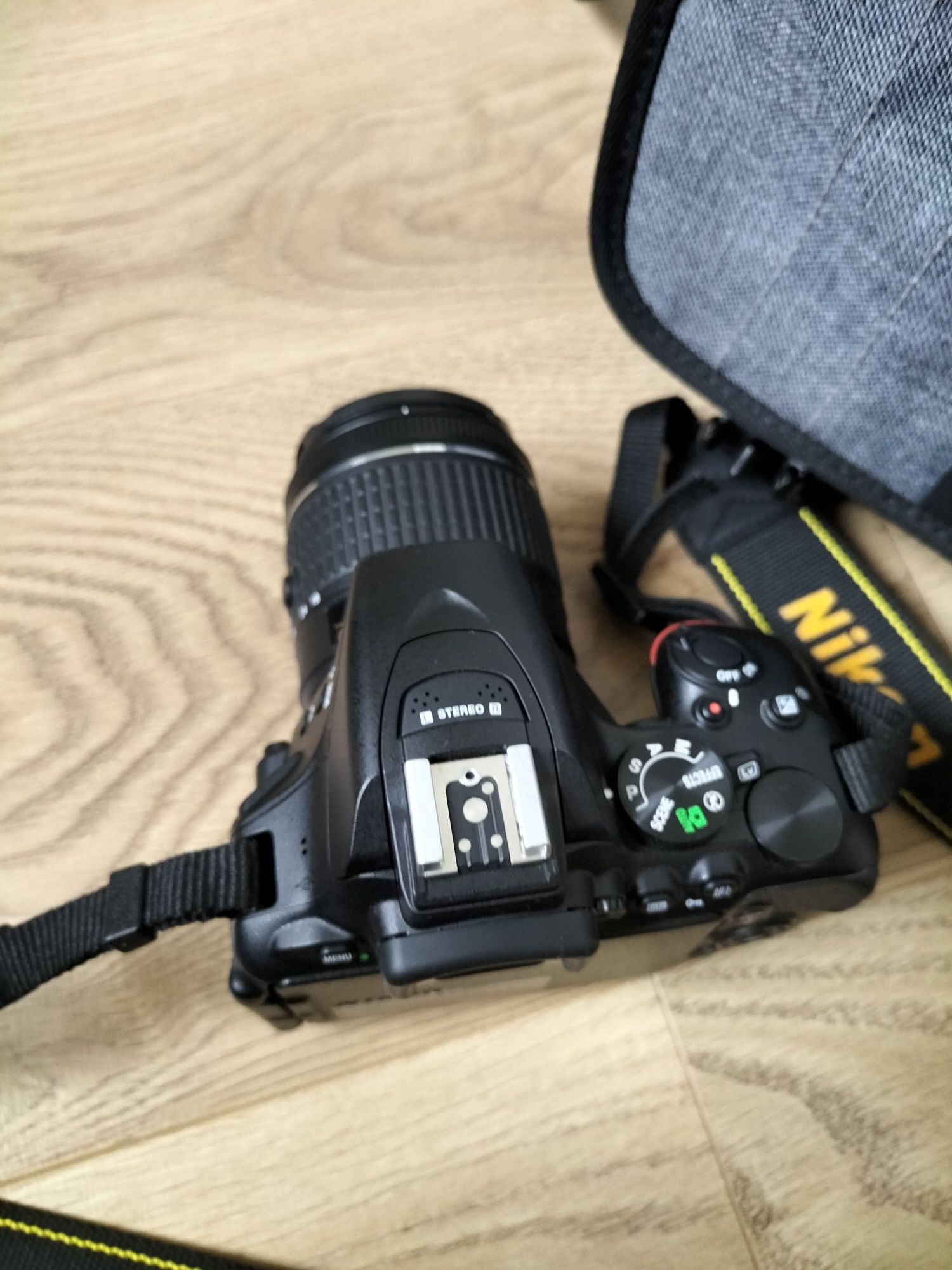 Lustrzanka cyfrowa Nikon d5600 z obiektywem nikkor 18-55