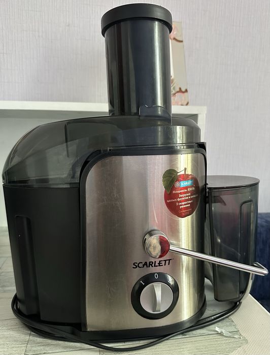 Соковыжималка Scarlett SC-015 (850 Вт)