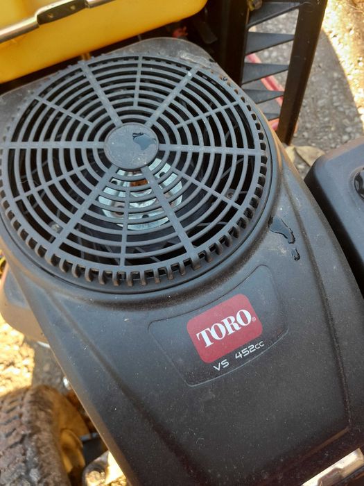 Traktorek kosiarka Toro zamiana na traktorek glebogryzarkę jednosiowy