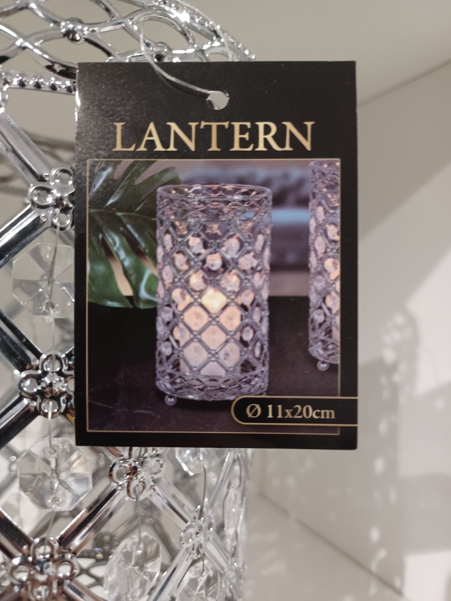 Srebrny świecznik z kryształkami Metalowa latarnia na świecę Glamour